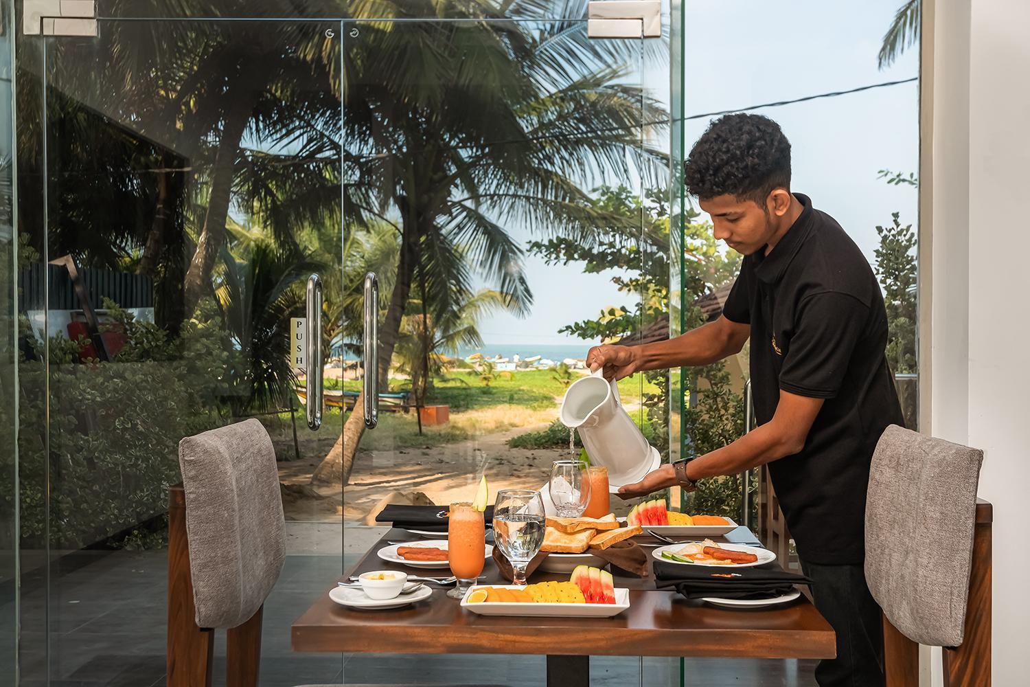 Beverly Beach Negombo Exterior foto